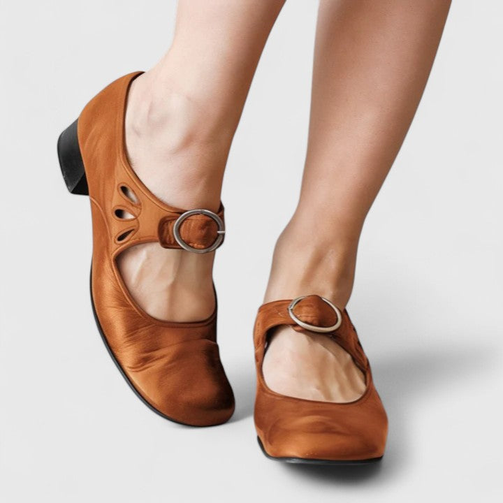 Chloé | Open-Cutout Buckle Flats